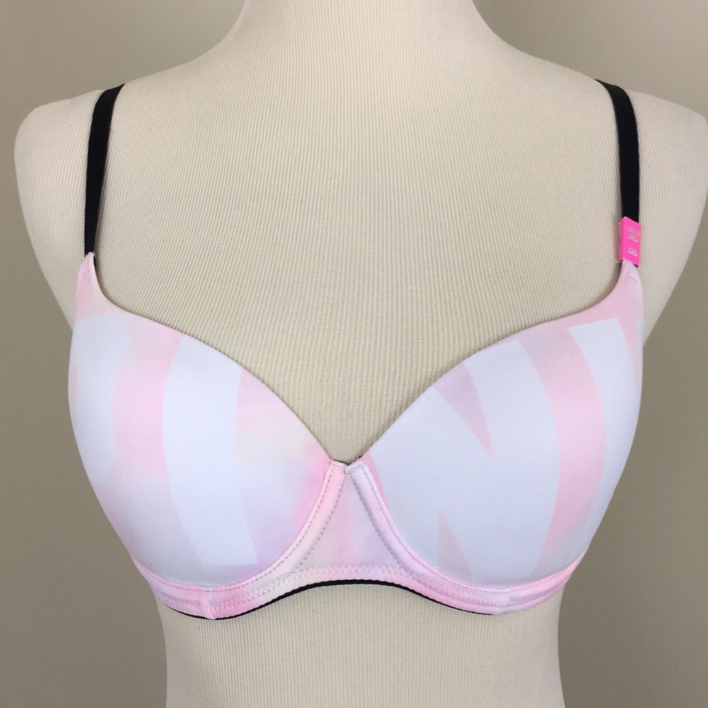 Victoria’s Secret Pink Multi Way lightly Lined bra